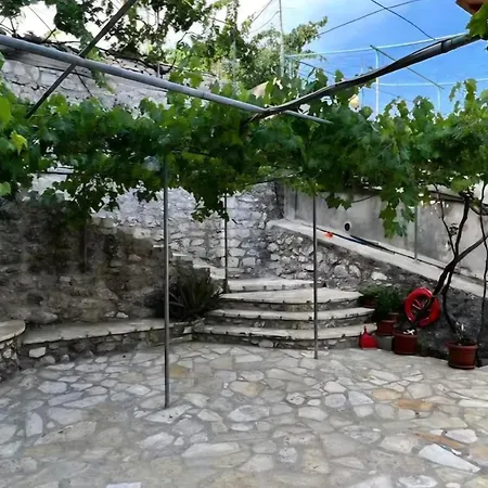 Castle Apartament Himara